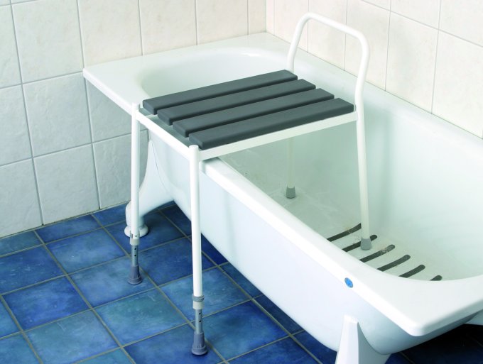Banc d'accès au bain