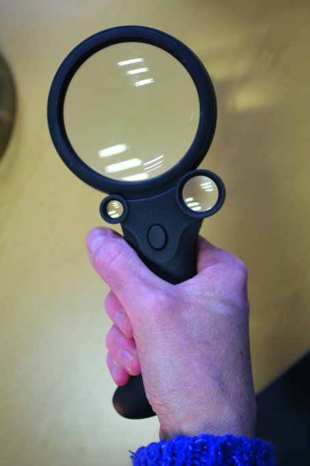 Loupe éclairante 3 en 1